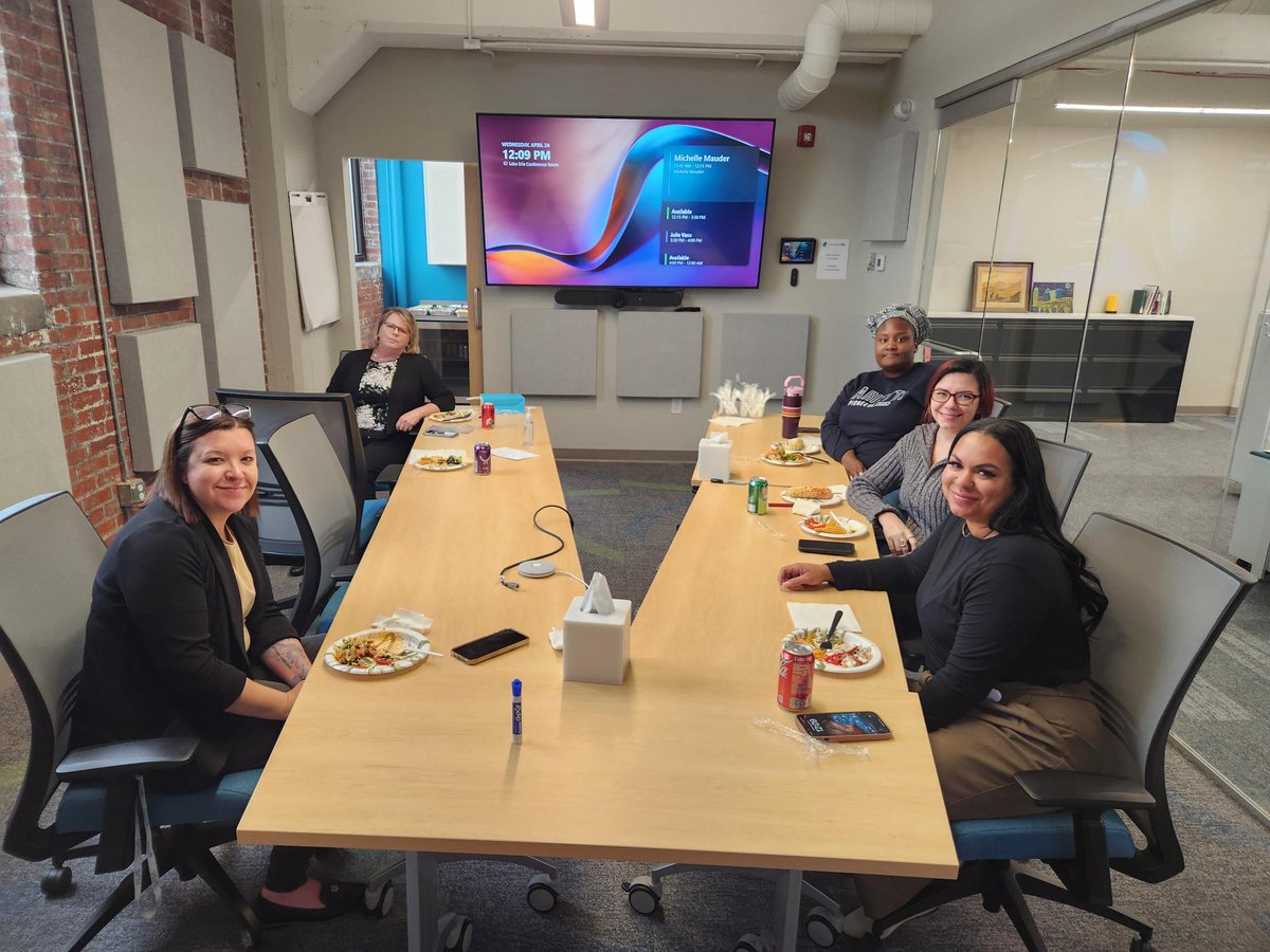 Yesterday, we celebrated #AdministrativeProfessionalsDay at ClevelandDx!
 
Thank you for all that you do to make our office a better and more efficient place to work. Your hard work and dedication do not go unnoticed, and we are truly grateful to have you as part of our team.