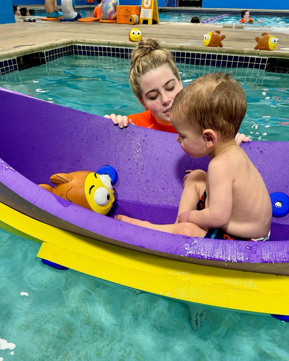 We like to #learnandplay the Goldfish way! 🐠  Studies show that children learn best when they #learnthroughplay. 🛝 When children are having fun, their creativity, and curiosity can flourish and push them towards trying new things and exploring the world around them. 🌟