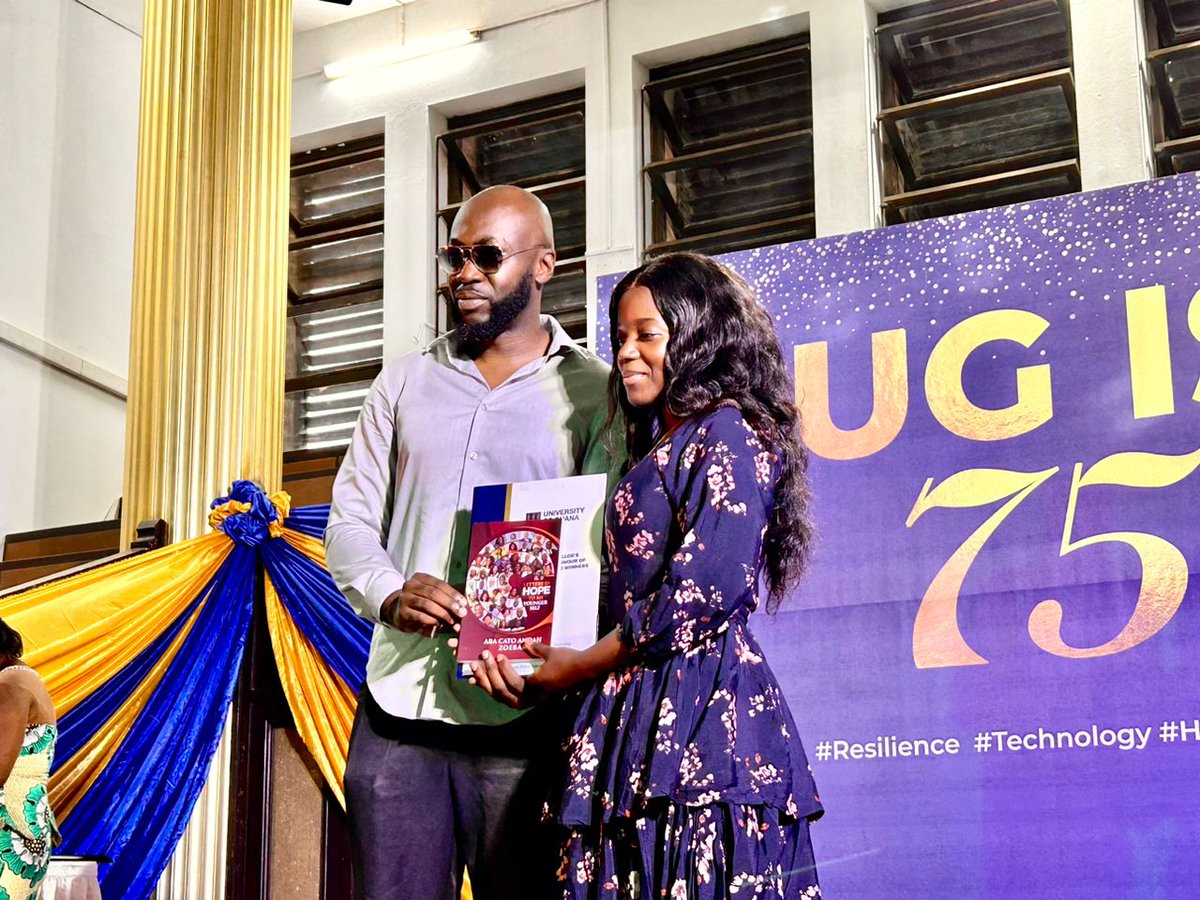 UnivofGh's tweet photo. Friends and family of outstanding graduates and continuing students from the Colleges of Humanities and Education, along with award donors and members of the University community, have gathered at the Great Hall to witness the 2022/2023 academic excellence awards.

#UGIS75 https://t.co/2aRJqJFRdU