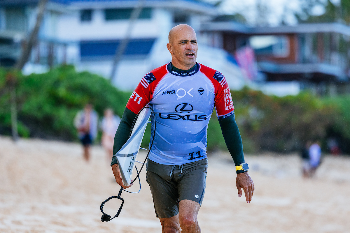 ✨The last dance of a surfing legend! The most decorated surfer of all time 🏄‍♂️

The #WSL awards an event wildcard to 11-time world champion Kelly Slater to compete at Teahupoo and Cloudbreak 🌊🏝️ These will possibly be the last 2 events of his career.