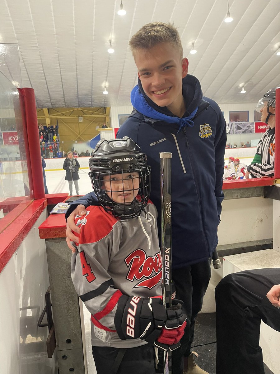 Nate got GRIT! For winning the Jamie Hynes Memorial “Grit” Award at the Novice Selects tournament 2024. Nate was 1 of 10 players nominated for this, out of 170 players that participated in the tourney. <a href="/NJDevils/">New Jersey Devils</a> <a href="/DawsonMercer14/">Dawson Mercer</a> <a href="/Town_BayRoberts/">Town of Bay Roberts</a> <a href="/shydesportside/">Seth Hyde</a> <a href="/AvalonCeltics/">Avalon Celtics</a> 🏆