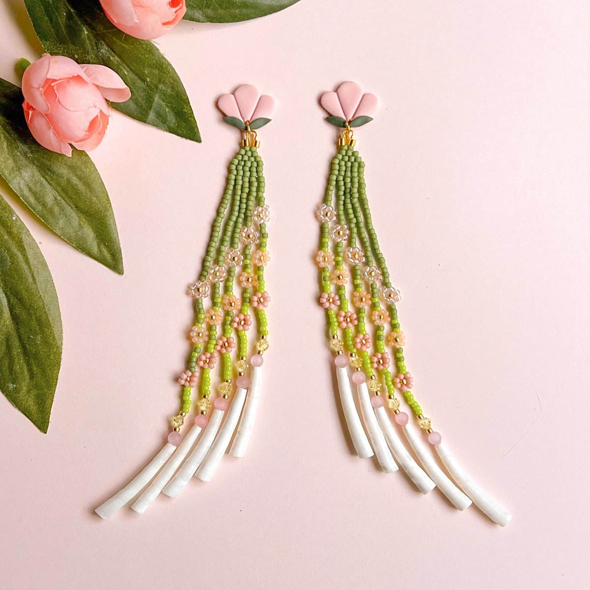 flower garden fringe earrings 🌷✨