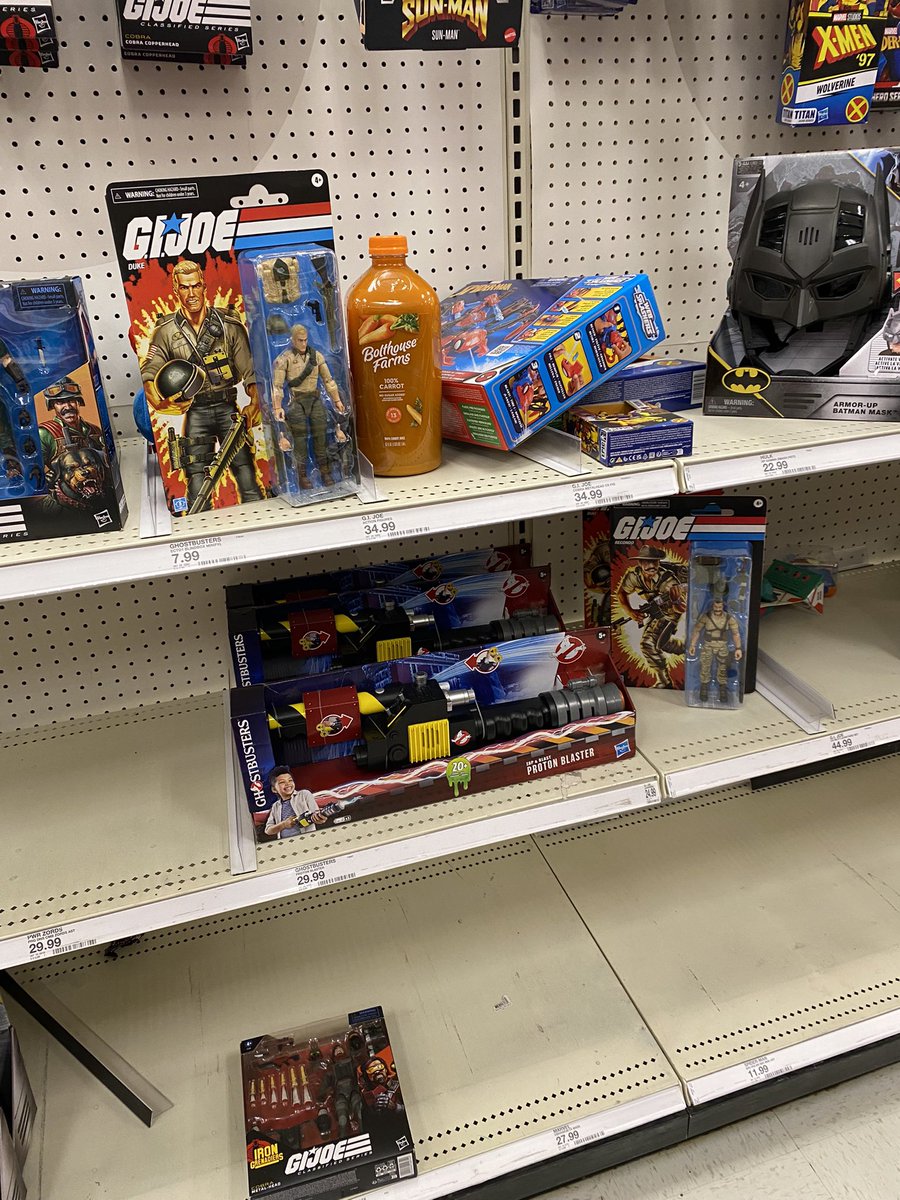 Target finds & deals today . Jazwares Republic Gun ships are 50% off . & finally NECA Haulathon stock ! As usual Scarlett was the only one not on shelves . Great fig btw . 
#TargetFinds #TargetDeals