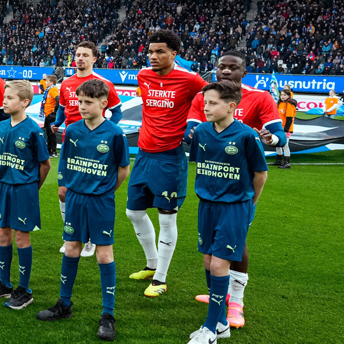PSV ON BRINK OF DUTCH TITLE. Led by Malik Tillman brace, PSV win at Heerenveen 8-0 to give them 12-point lead over Feyenoord with 4 games to go. A Feyenoord draw or loss this afternoon would hand Eindhoven side 1st Eredivisie title since 2018. 🇺🇸🇳🇱🙌