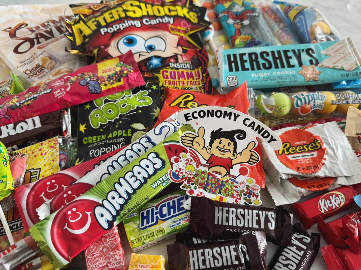 Rishi Goel (@rishirajgoel) on Twitter photo S/o <a href="/PDSoros/">PD Soros Fellowships</a> for sending the best end of semester care package. Forever grateful for the fellowship (and this mountain of candy 🍭) S/o <a href="/PDSoros/">PD Soros Fellowships</a> for sending the best end of semester care package. Forever grateful for the fellowship (and this mountain of candy 🍭)