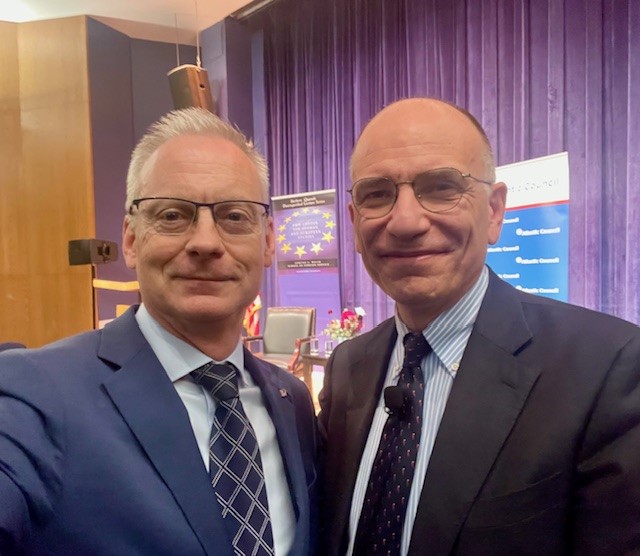 Stimulating exchange with @EnricoLetta at @Georgetown on his #SingleMarket report. Thanks also to Atlantic Council.