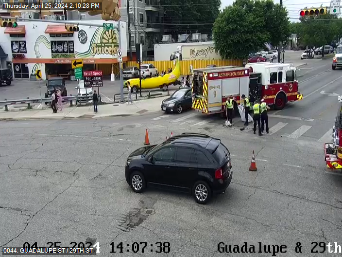 A crash at 29th & Guadalupe has several lanes blocked. Consider alternate routes and expect delays. #ATXtraffic