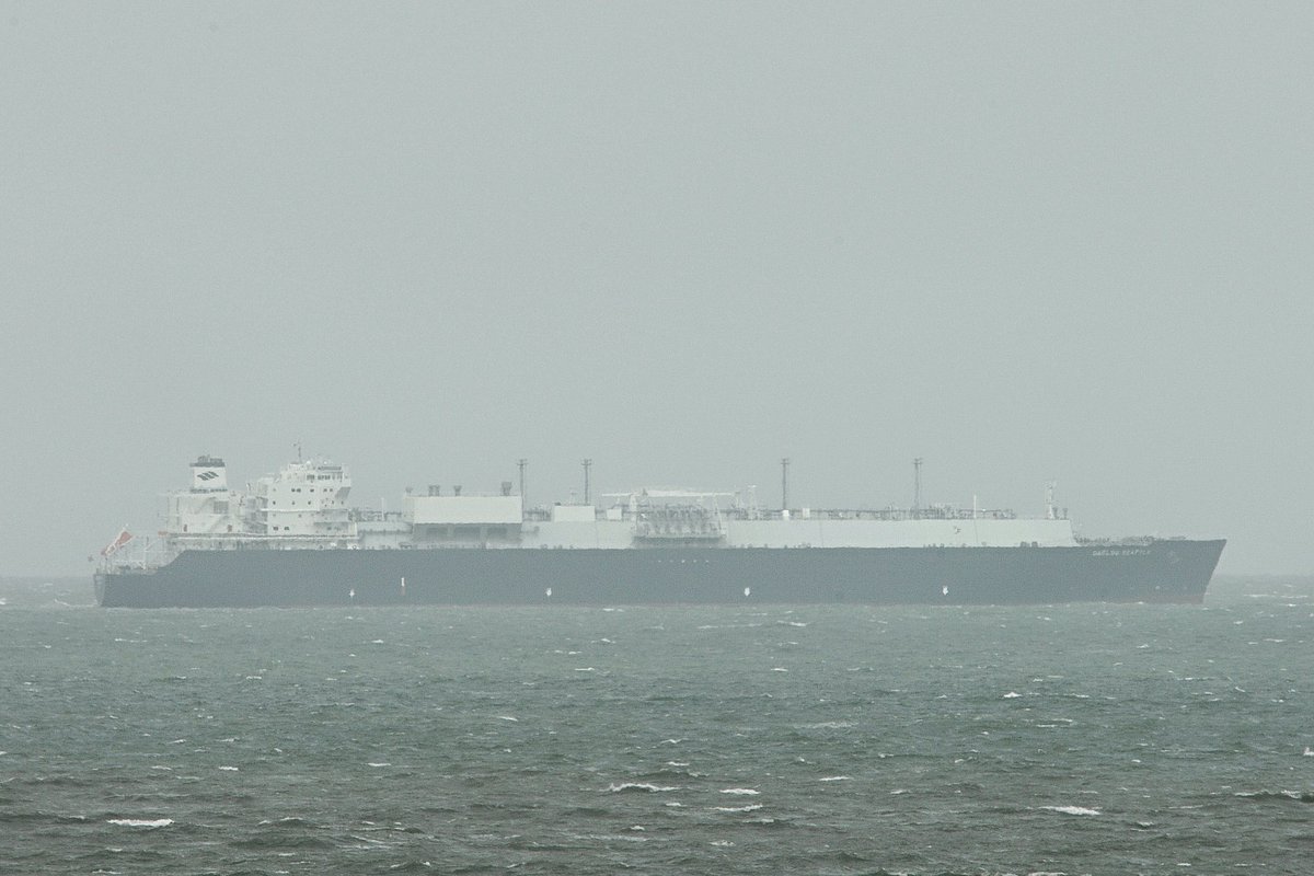 The GASLOG SEATTLE, IMO:9634086 en route to Ennore, India, flying the flag of Bermuda 🇧🇲. #ShipsInPics #LNGTanker #GaslogSeattle