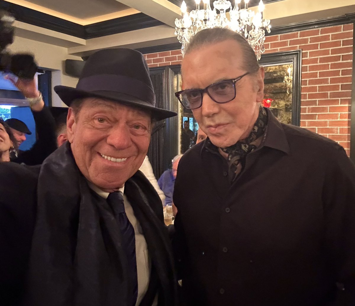 Great to catch up with #TheLegend and dear friend @chazzpalminteri for Chazz and Gianna’s #ChildReachFoundation and @bluelivesmtr #StatenIsland