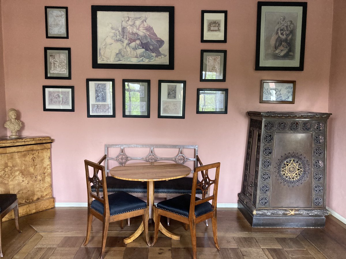 euro_tour's tweet image. ワイマール(ドイツ)。
本日の風景より。
②ゲーテの家、その2