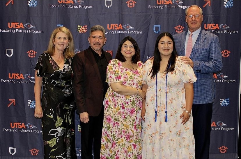 Enjoyed celebrating the incredible students at the @utsafosteringfp’s graduation banquet earlier this week! #BirdsUp #Classof24 #BoldFutures