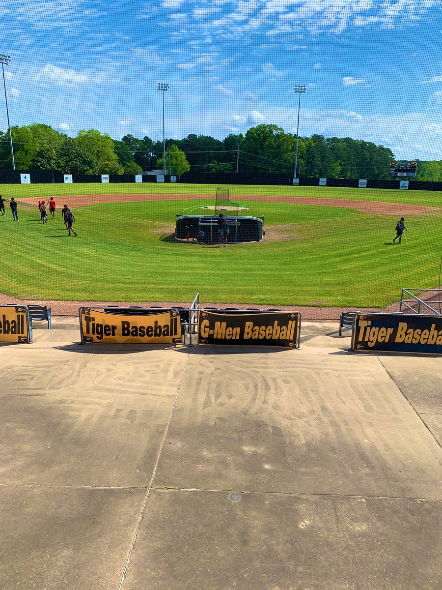 Beautiful Day today!! Great practice and a great position to be in this weekend! Playing for 1st Place. HELL BABY WE GRAMBLING!