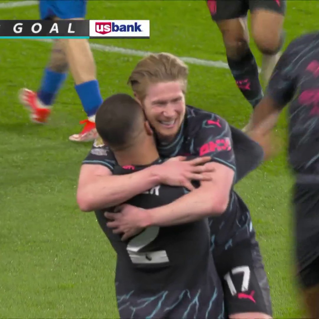 A superb header from Kevin de Bruyne opens the scoring for Manchester City at the Amex 🔥📺 @USANetwork