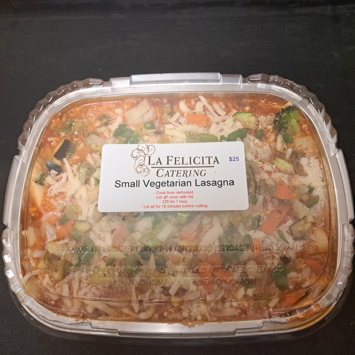 Stocking up our retail fridge and freezer!  If you come this Saturday (Apr. 27), ask for free garlic bread ($7 value) on your order of $50+  #Lasagna #Ravioli #Cannelloni #Tortellini #Parmigiana #PenneToscana #Meatballs #StuffedPeppers
2351 Royal Windsor Dr. Unit 9 Mississauga