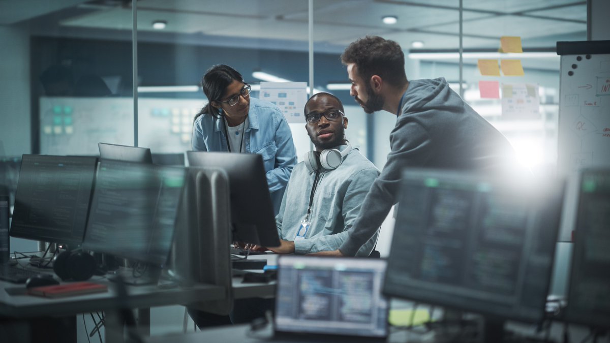 Today's enterprise IT landscape is evolving rapidly, and staying ahead means embracing trends like #CyberResilience and zero-trust security models. Dive deeper into these crucial developments with insights from CIO Online: cio.com/article/472667…

#ITsecurity #CyberTrends