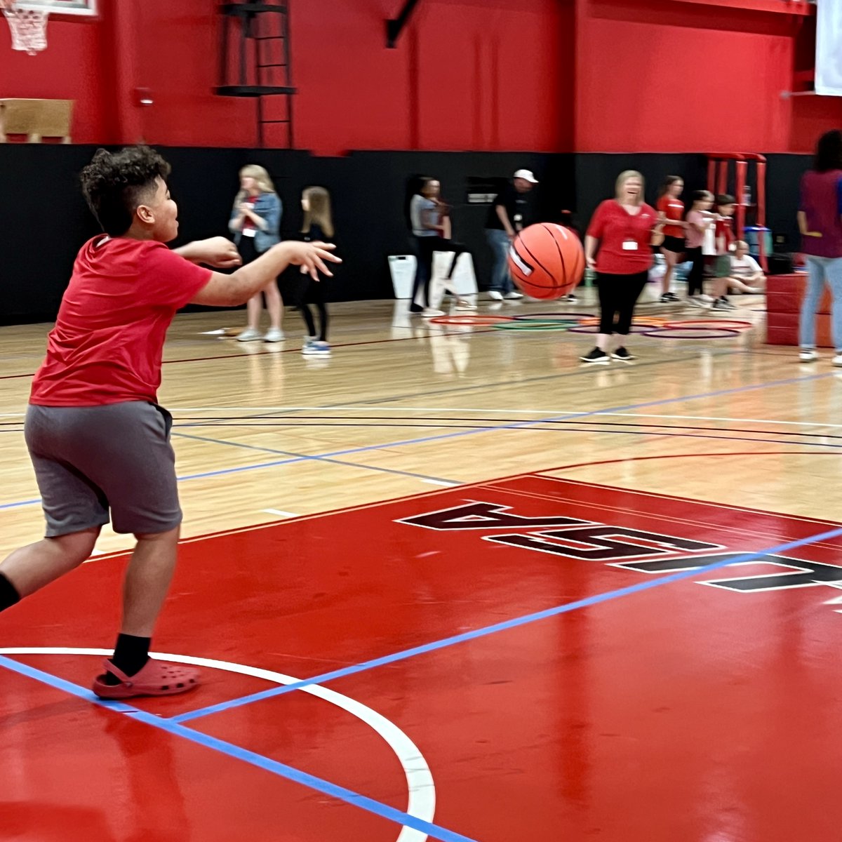 WKU Take Your Kids to Work Day!🌟🏀 Today, we played games to level up our leadership skills, sweat it out with some exercise, and crush it with teamwork! Lots of energy as we rotated through different stations with the WKU School of Kinesiology, Recreation and Sport! 💪