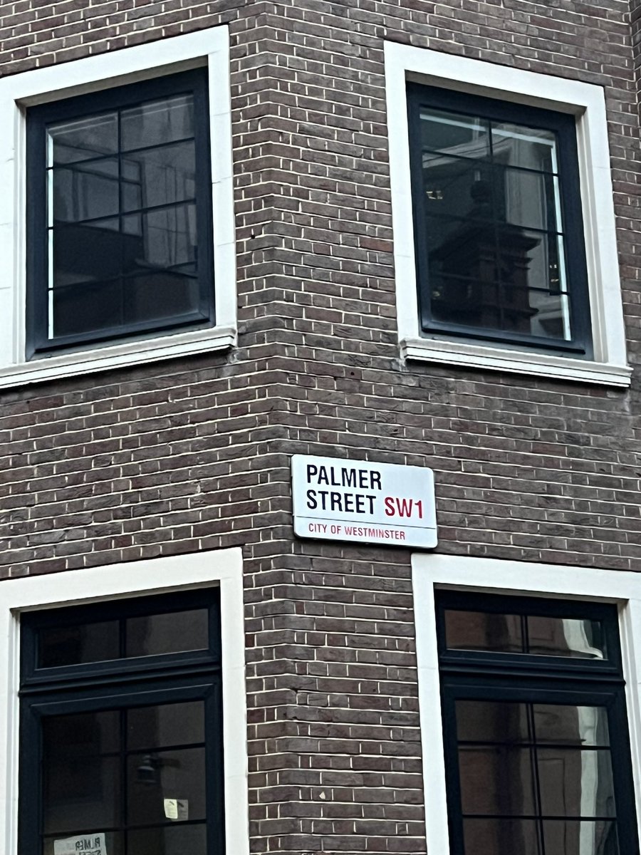 Sam_Barrett46's tweet photo. Weird one, I arranged to meet some friends on Goal Street. I put the directions in but they took me here instead. Can anyone help??? Maybe one for @TfL @Citymapper https://t.co/xd75InFDtj