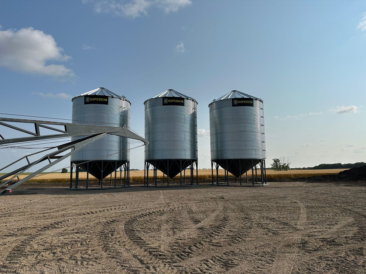 Alberta Farmers, check this out: Superior 2407 (11786bu.) bin $42715.00 · 8000lb roof · Level alert (1) · 36” lid with remote opener · Krahn mushroom vents (2) Pinnacle HD Hopper Cone · V-Trough air · Five 4x4 skid · OPI temp cable Includes delivery and set-up anywhere in Alberta…