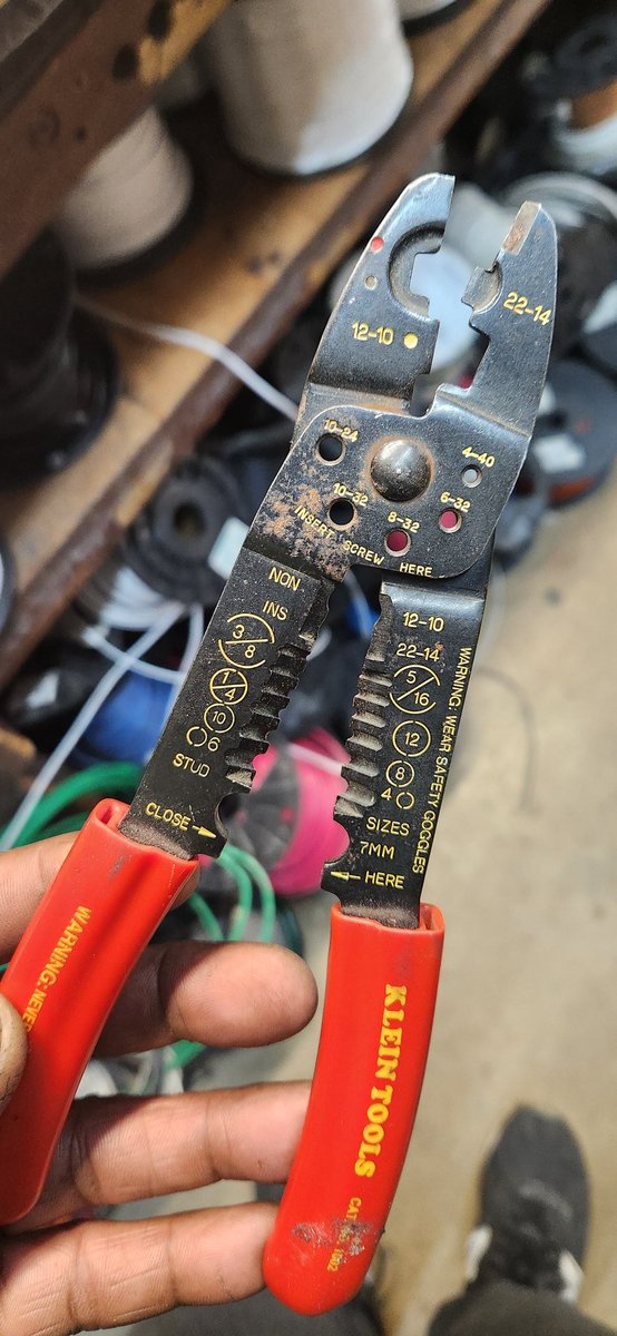 So_New_York's tweet image. Yea , I work with #Strippers #Local3 #Electricians of #Ny #NJ