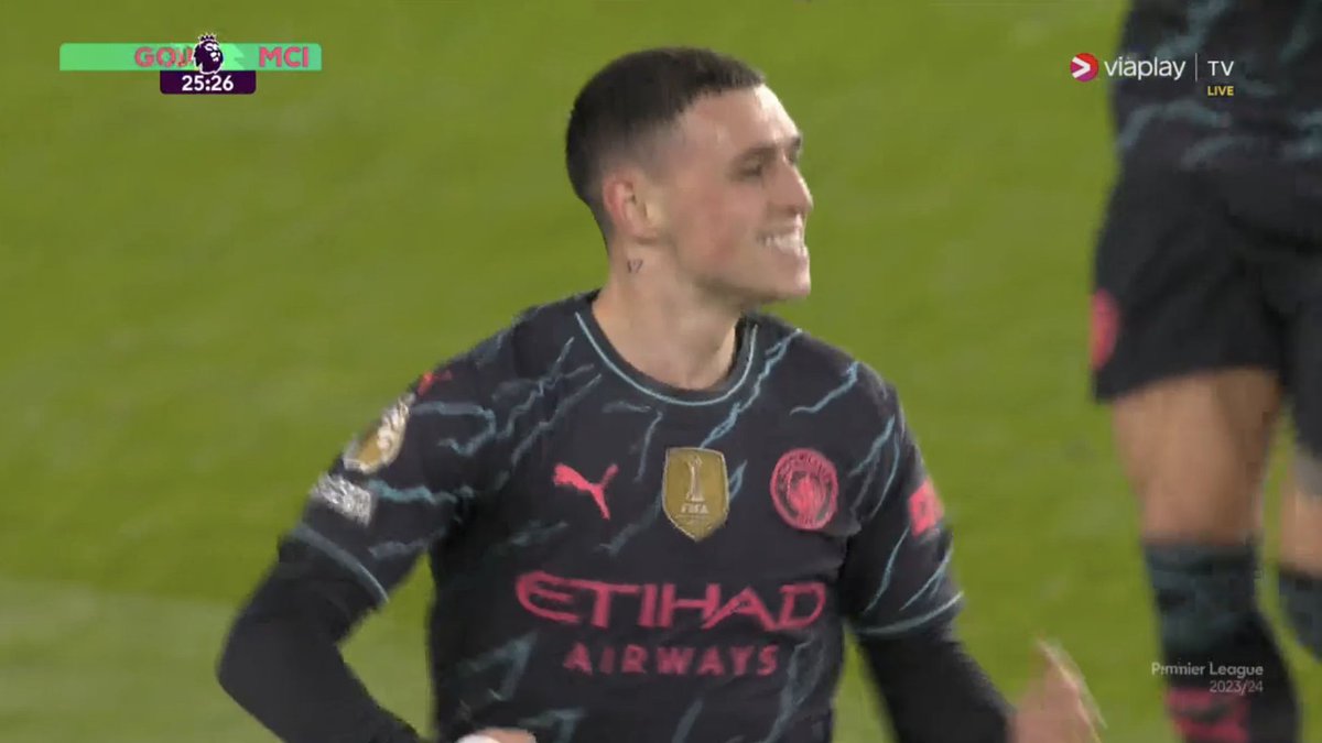 2-0 Manchester City. PHIL FODEN HAS DOUBLED THE LEAD FROM A FREE KICK !!!!!!!!!!!!!!! WHAT A SEASON HE IS HAVING !!!!!!!!!!!!! 🏴󠁧󠁢󠁥󠁮󠁧󠁿🌟