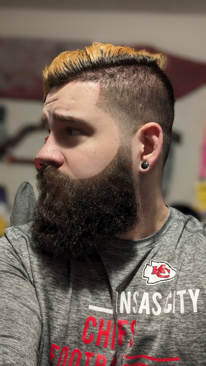 BeardPrincessTV tweet picture