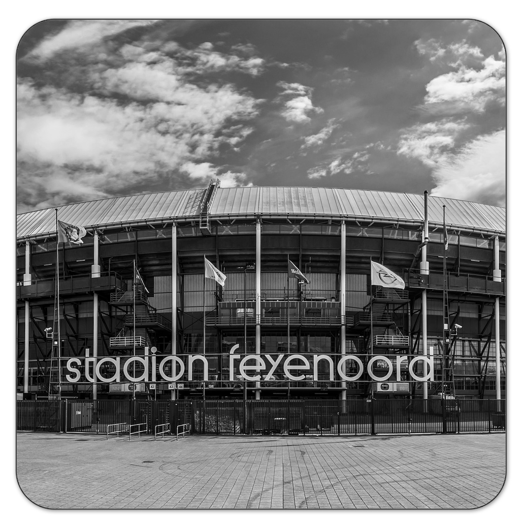 De Feyenoord De Kuip ZW Onderzetters van @msfotografie zijn weer online te koop via onderzetters.ms-fotografie.nl #onderzetter #feyenoord #YNWA #arneslot #kado #cadeau #matchday #gaeFEY #dekuip #stadion