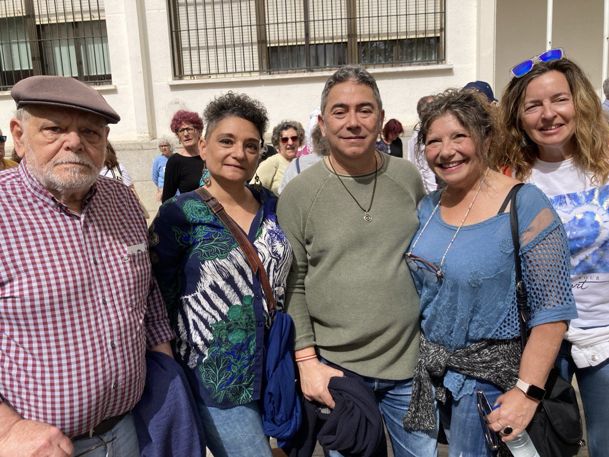 📣 ¡Nueva ejecutiva en #PodemosCádiz! Liderados por @_JuanjoAriza_ , con @MarinaLiberato, Beatriz Altamirano, Manuel Iglesias y @MilyCat, ¡nuestro equipo está listo para grandes retos! 🚀 #DemocraciaReal #DerechosLaborales #ParticipaciónCiudadana #Feminismos #LGTIBQA+ 💜