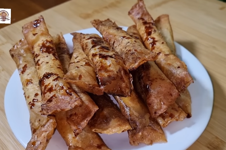 manashaper's tweet photo. @josuijishinri @banzoinhakka Here are my recommendations :
1. Pisang Goreng
2. Pisang Karamel
3. Tahu Petis
4. Tempe Mendoan https://t.co/aWtouWtc2X