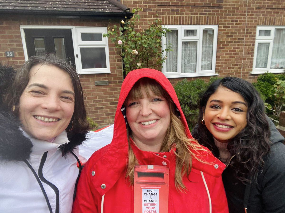 Not even the rain can stop us! 🌧️

Great to be out in Shortlands and Park Langley to get the postal vote out for the brilliant Charlotte Grievson. @CGrievson57621 🌹

#May02nd #AllVotesLabour