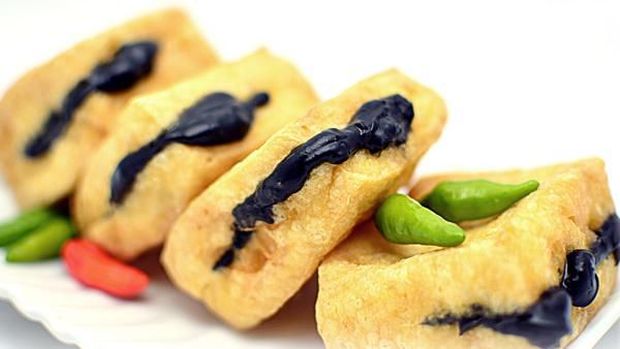 manashaper's tweet photo. @josuijishinri @banzoinhakka Here are my recommendations :
1. Pisang Goreng
2. Pisang Karamel
3. Tahu Petis
4. Tempe Mendoan https://t.co/aWtouWtc2X