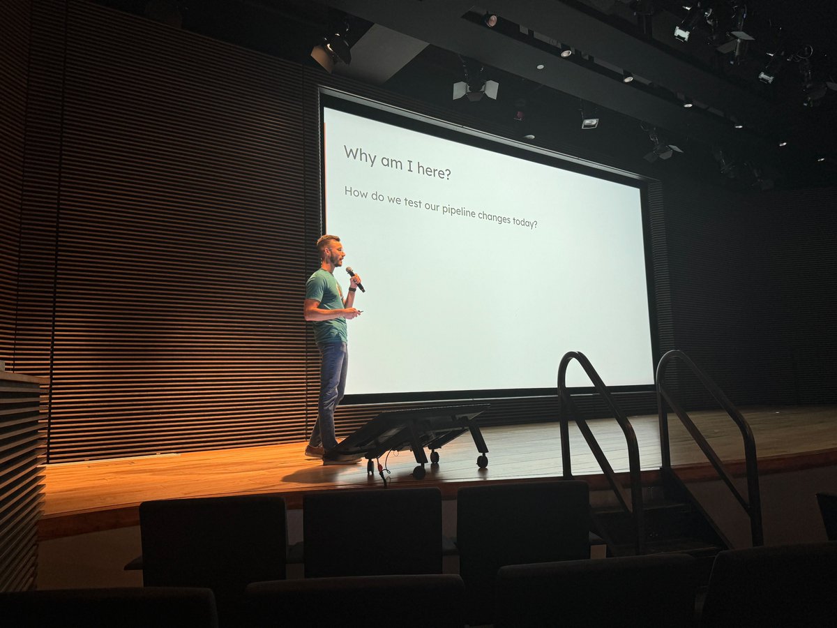 Lots of excitement and great summaries of the fantastic @netflix  #DataEngineering #open #forum from last week 🤯

It looks like there were some great talks, including our very own @izeigerman!!

#BigData #meetup