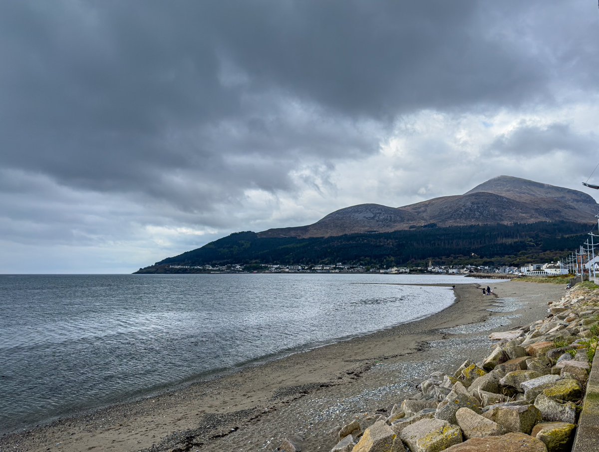 Newcastle, Co. Down

#RainyDayWalks #seaside #newcastle #newcastlebeach #northernireland #makingmemories #mournemountains #mournes #slievedonard #coffeecatchup #ireland🍀 #tourism #discoverni #exploreni #coastline #isitsummeryet #rawphotography #irelandcalling