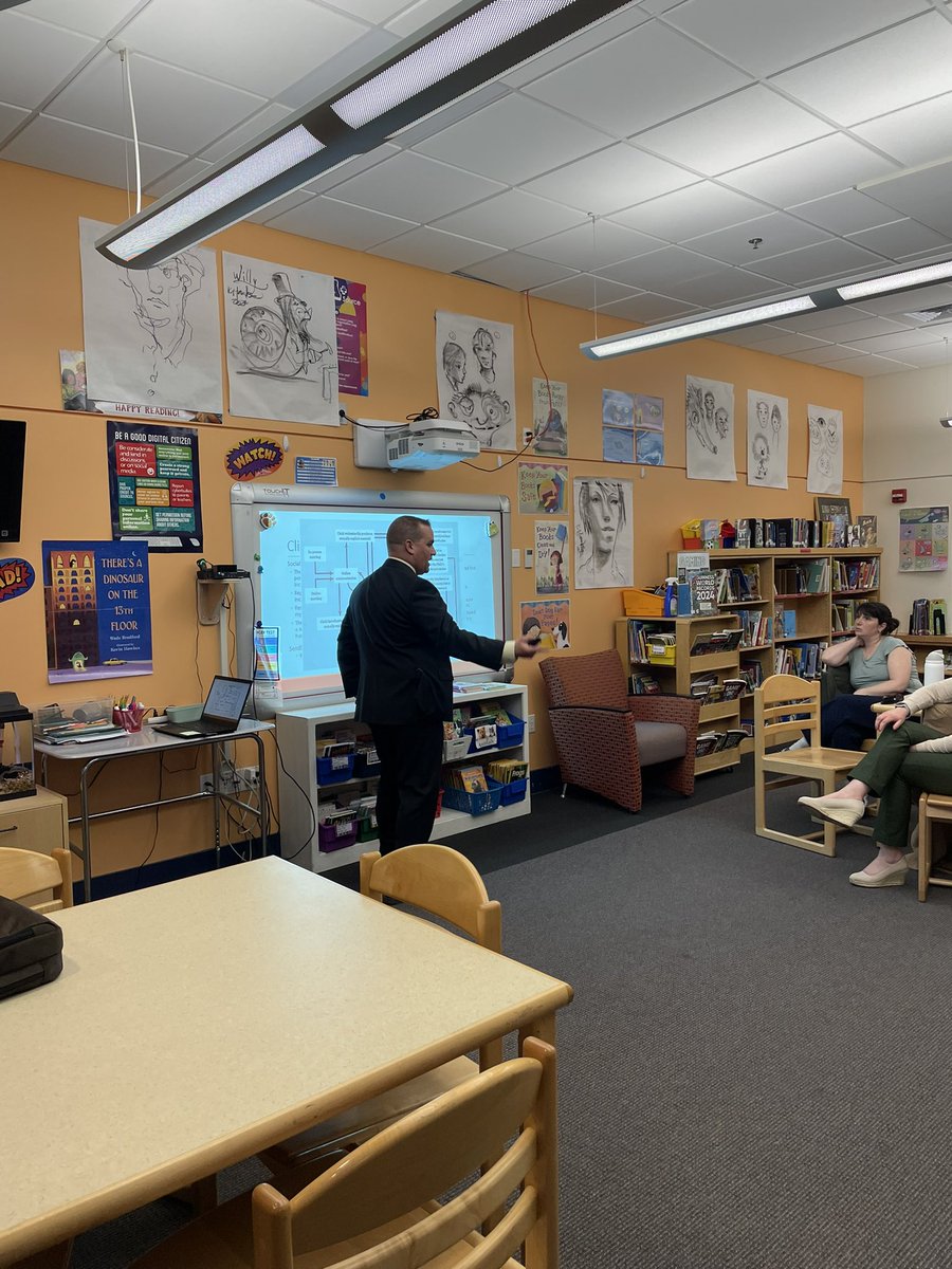 Thank you to the Memorial School PTO for inviting Sgt Vito Costa, SRO Dominic Calicchio, and Det Sage Costa to speak with parents about internet safety and how to keep your kids protected online. Tonight, we will be speaking with the Fox Hill School parents and PTO.