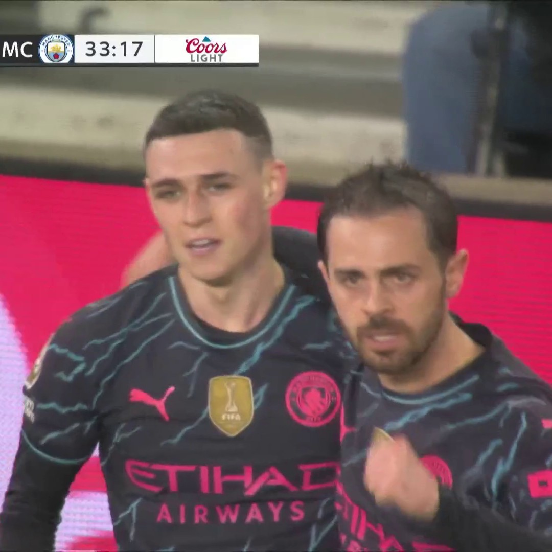 Phil Foden bags a brace in eight minutes and it's 3-0 to Manchester City 😲 📺 @USANetwork