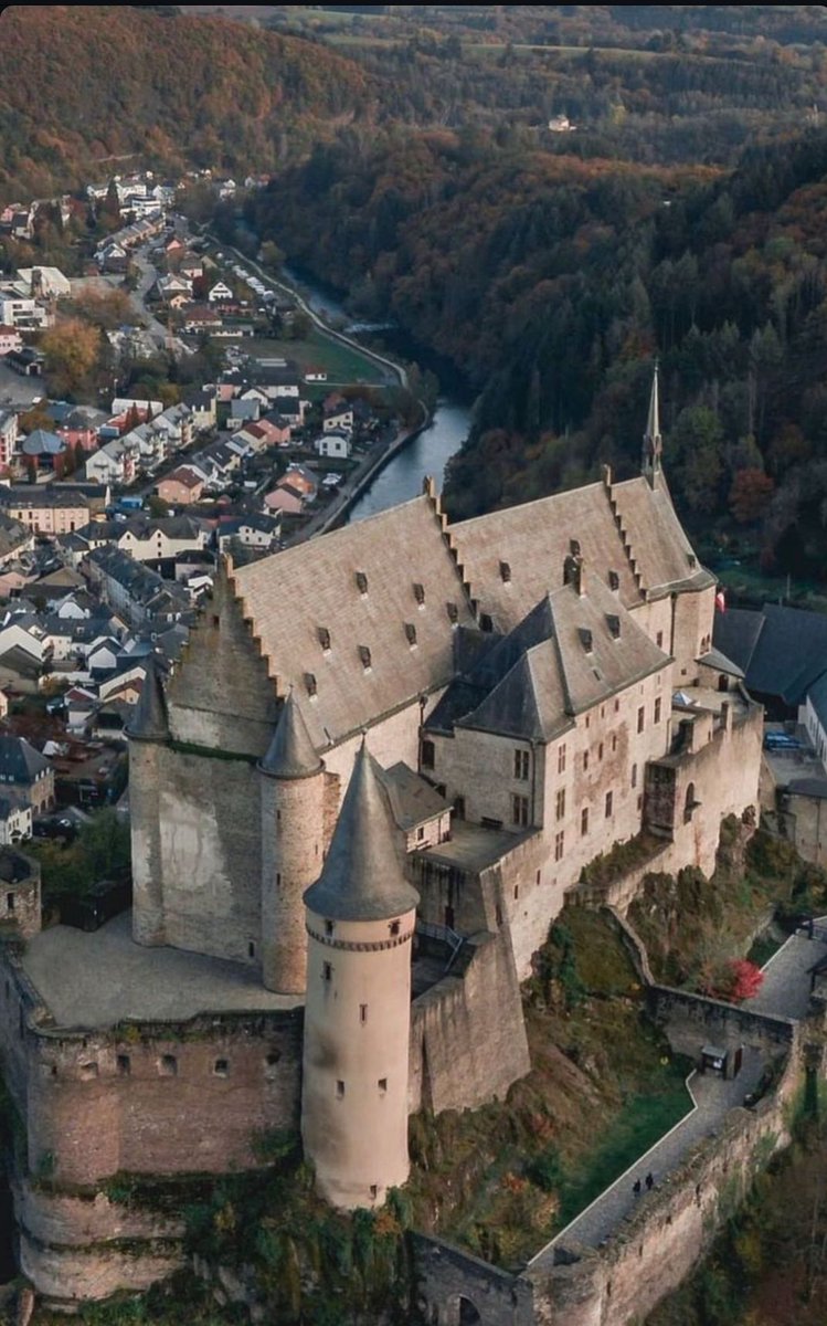 📍Vianden Castle~Luxembourg ✈️🏝🏔☃️🌤🌧☀️🌍🏟🚢🪂⏱️