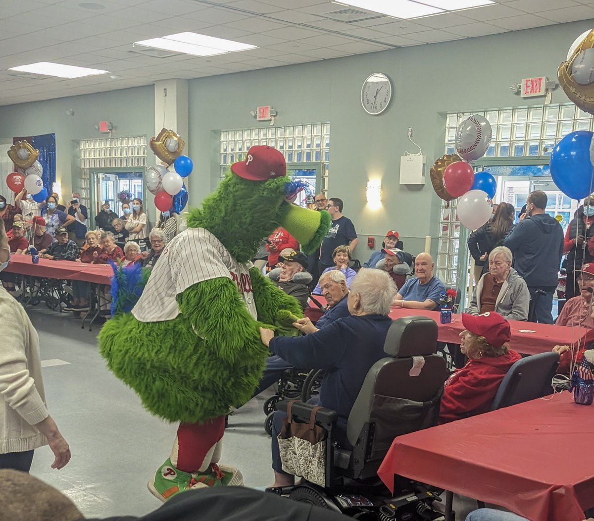 The New Jersey Veterans Memorial Home at Vineland wants to thank the @Phillies' Phanatic one more time for the visit (it was a real hit)! Your fans wish you good luck this season! ⚾️