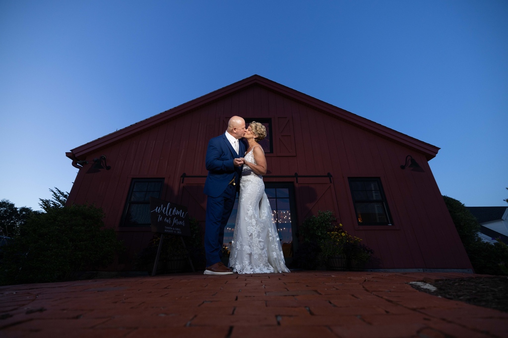 Tanda & Gregory ❤️

l8r.it/wBio

#unitymike #BestofWorcester #WorcesterMA #loveauthentic #NewEnglandWedding #WeddingDay #MassachusettsWeddingPhotographer #BostonWeddingPhotographer #WeddingPhotographer #BostonWeddings #WorcesterWeddings #WeddingInspiration