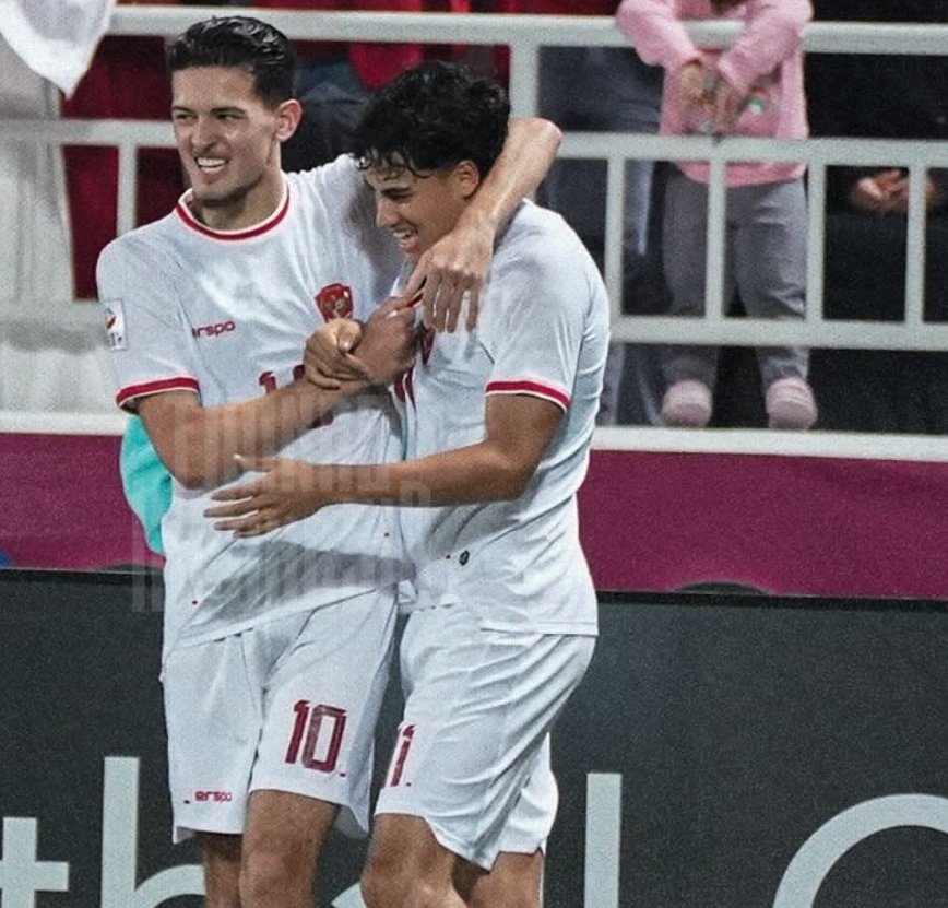 gilabola_ina's tweet photo. FT. 🇰🇷 Korea Selatan 2-2 Indonesia 🇮🇩
. 
⚽ Komang Teguh 45'(GBD)
🟥 Y. Lee 70'
⚽ S. B. Jeong 84'
. 
⚽ Rafael Struick 15'
⚽ Rafael Struick 45+3'

Lanjut extra time

#TimnasDay #AFCU23 https://t.co/Ffqmx2obtn