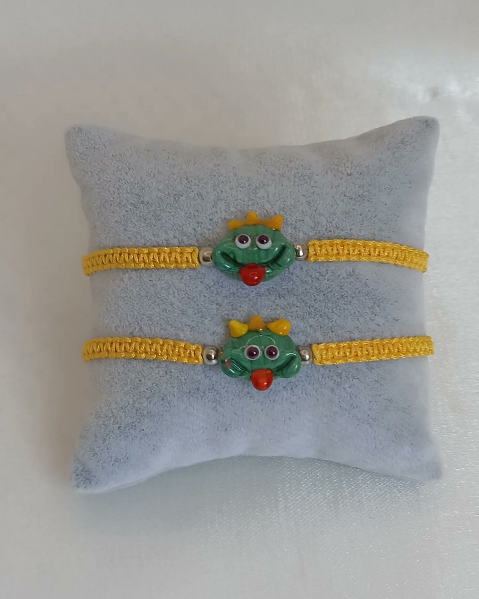 n_newin's tweet photo. Murano cam boncuk örgü bileklikler🌀 Daha fazlası için 👉 Profilde bulunanan Trendyol linkinden ulaşabilirsiniz 💃 Keyifli alışverişler 🛒
#dilanpolat #sondakika #gündem #yaz #viralvideo #flooding #trend #trending2024 #aksesuar #fypシ https://t.co/0CcR3mbNec