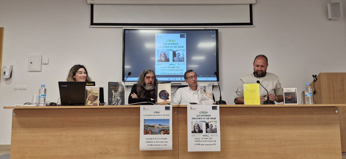 Esta tarde hemos contado con Luis García Jambrina y Tomás Sánchez Santiago en el @cfiezamora dentro del curso de escritores zamoranos. 
Experiencias de centros y literatura a través de sus obras y palabras. #zamora_lee #formaciónCyL  @educacyl @Hoy_Libro