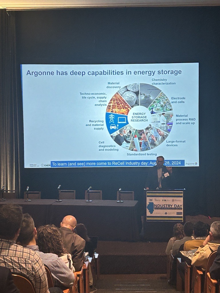 @argonne's Venkat Srinivasan explained the challenges and opportunities of the domestic #battery industry during #EVDayIL. Argonne's Joint Center for Energy Storage Research focuses on next-generation storage research including developing batteries for use in #EVs. This impactful