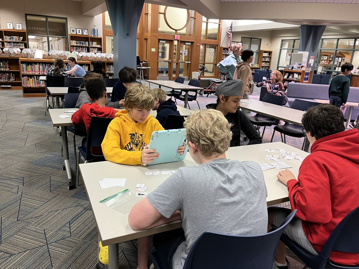 6th grade students learned about different assistive technologies to prepare to read the novel Out of My Mind by Sharon M. Draper. Thank you to Mrs. Johnson for lending us some of the adaptive equipment that some of our Wildcats use @CreeksideMS @sharonmdraper
