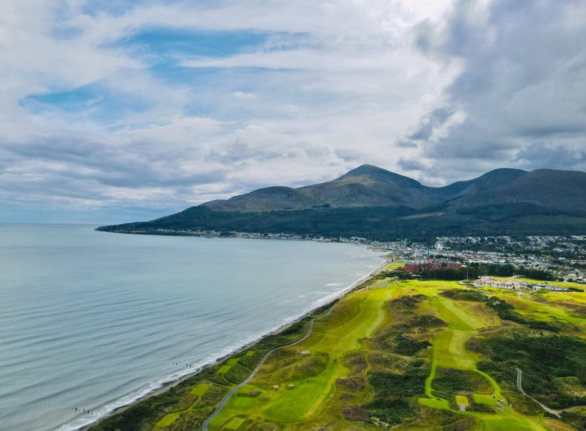 And now for the Mane attraction in the Mournes… 

Well until next time - Grassy Ass 👋 👋

@bbcniweather @WeatherCee @angie_weather @barrabest @carolkirkwood @Louise_utv @geoff_maskell @WeatherAisling @itvweather @bbcweather @visitmourne @Mournelive @DiscoverNI