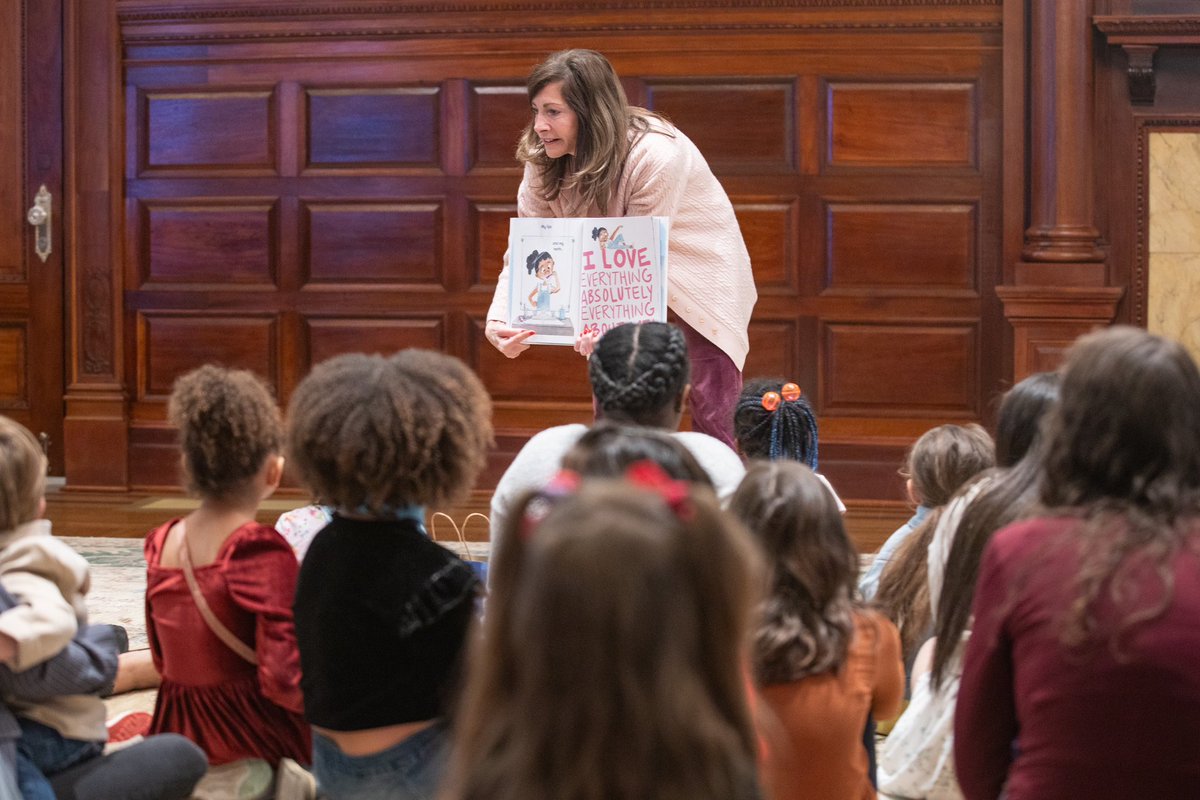 Spent our day with the future leaders of the Garden State!   Thank you to everyone who took part in Take Your Child to Work Day at the State House.