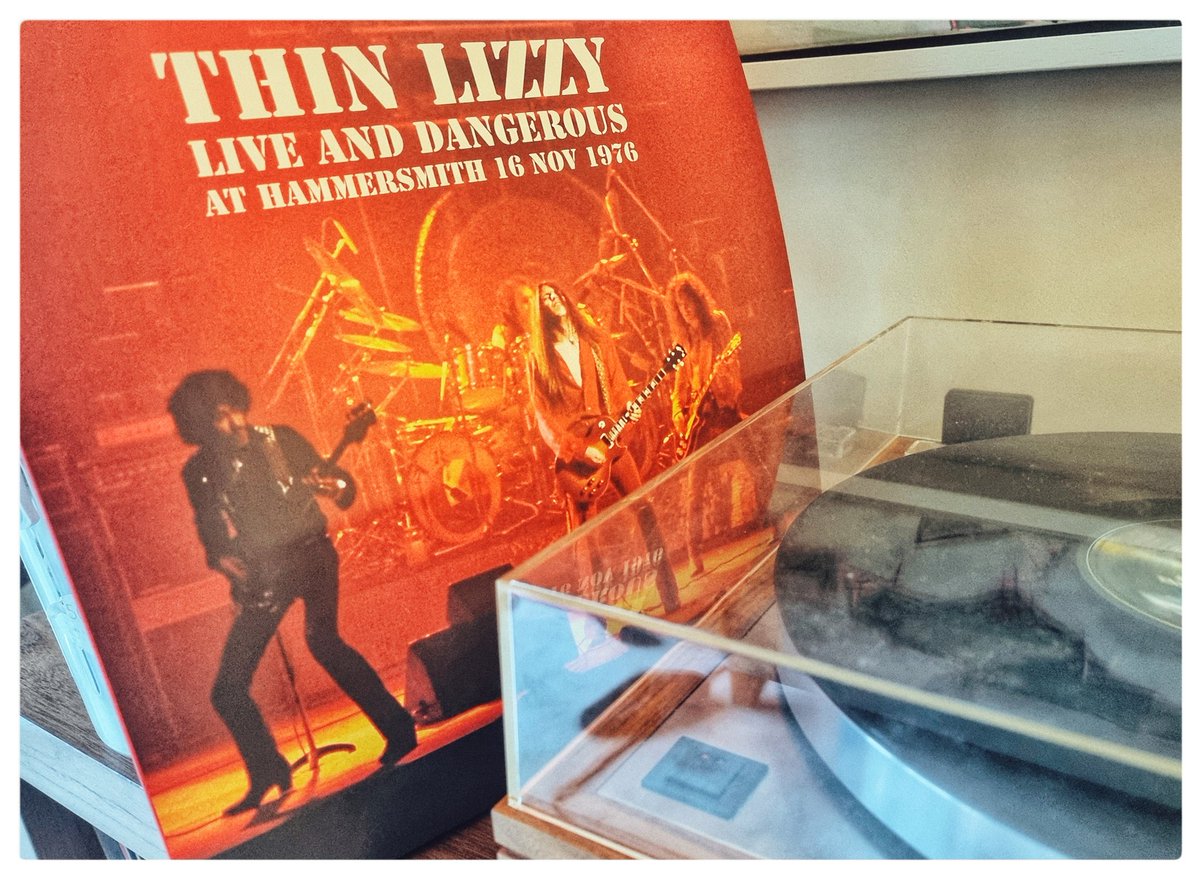 Lovin' this #RSD2024 release of one of Thin Lizzy's #LiveAndDangerous set of gigs at Hammersmith Odeon Nov '76.  Super recording!