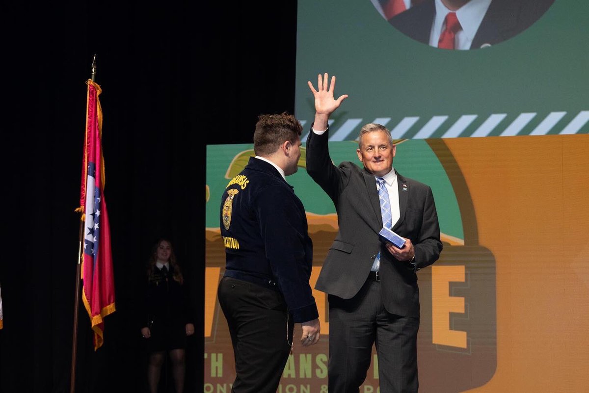 Thank you @ArkansasFFA for having me for the 97th State Convention. Proud to be an alumnus of this incredible organization!