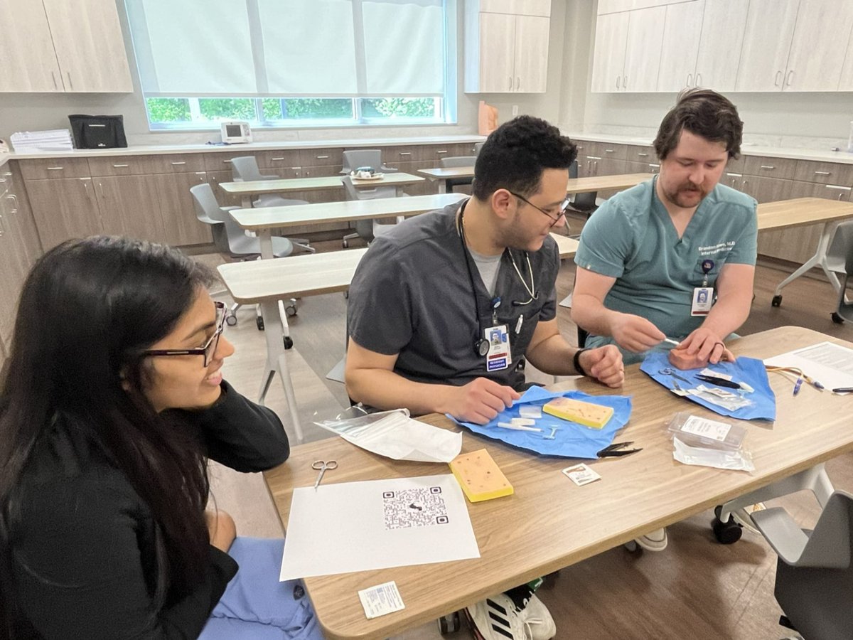 Our residents at the CAMC Center for Learning and Research learning procedure workshops with stations on joint injections, skin biopsies and sutures!

#simulationtraining #simulationbasedtraining