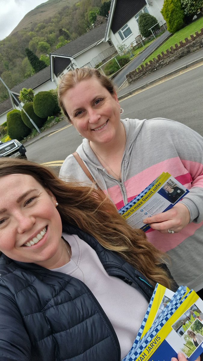 Just one week left until polling day for the Police and Crime Commisioner elections 👮‍♀️👮‍♂️🗳 Positive response out in Gwent today for our brilliant candidate @hannahhjjarvis