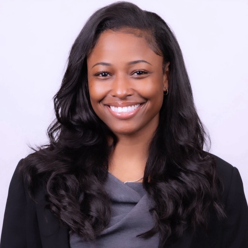 We want to congratulate #SULC student, Taylor Mason, on her internship with @USDOT in the Federal Highway Administration (FHWA)! Mason will work in #FHWA's Chief of Counsel’s Office in the Washington D.C. Headquarters! #LawyerLeader