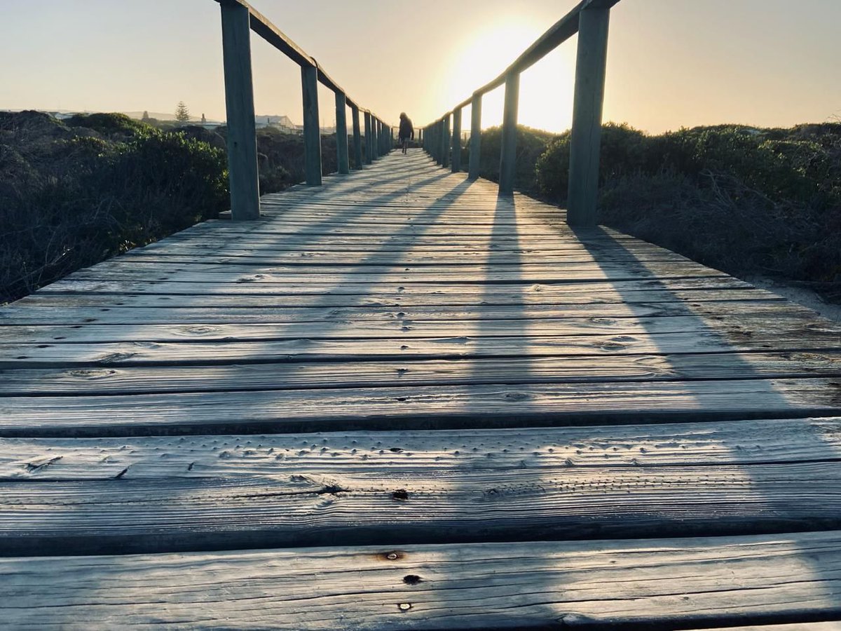 🏡✨ Seeking a safe, vibrant community for your family? Struisbaai & L'Agulhas are your dream locales! 🌿 Safety, beauty & community await. Let's find your haven. 🔑 Your family's future is bright here. 🌟 #FamilyFirst #SafeHaven #Struisbaai #LAgulhas #DreamHome 🏠✨
